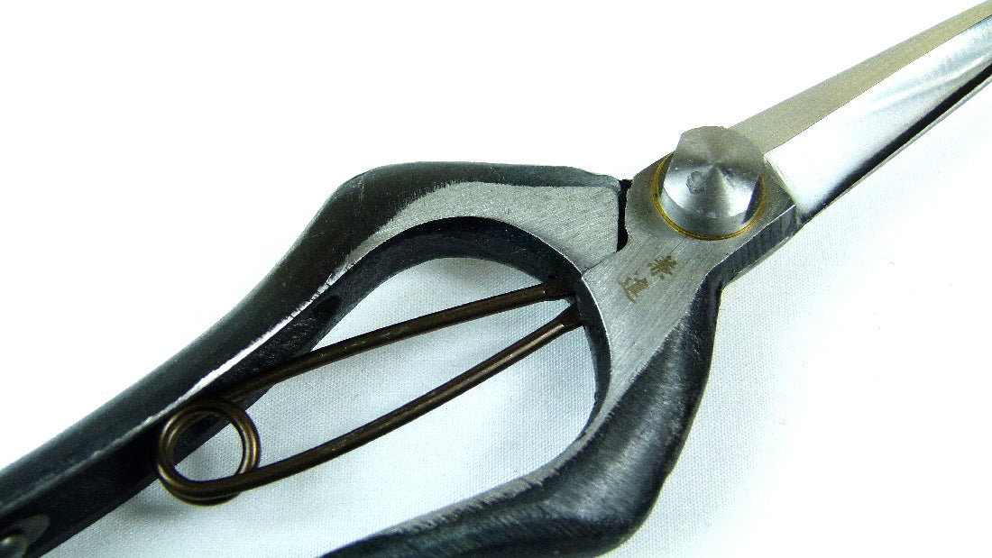 Kaneshin Bud Scissors - Double Edge - With Shinogi - No95D