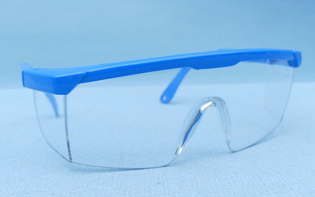 Safety Glasses. Conforms to EN166.